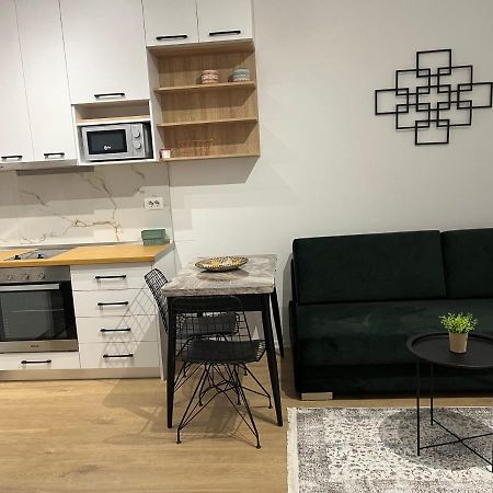 Comfy Nest Apartment- Free Parking Tiranë Ngoại thất bức ảnh
