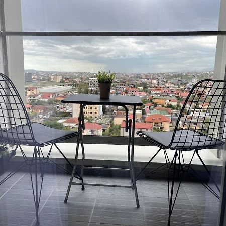 Comfy Nest Apartment- Free Parking Tiranë Ngoại thất bức ảnh
