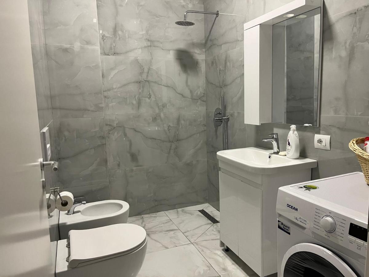 Comfy Nest Apartment- Free Parking Tiranë Ngoại thất bức ảnh