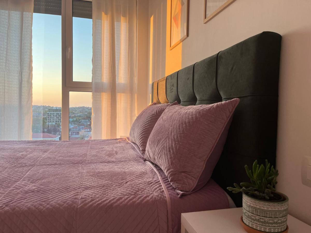 Comfy Nest Apartment- Free Parking Tiranë Ngoại thất bức ảnh