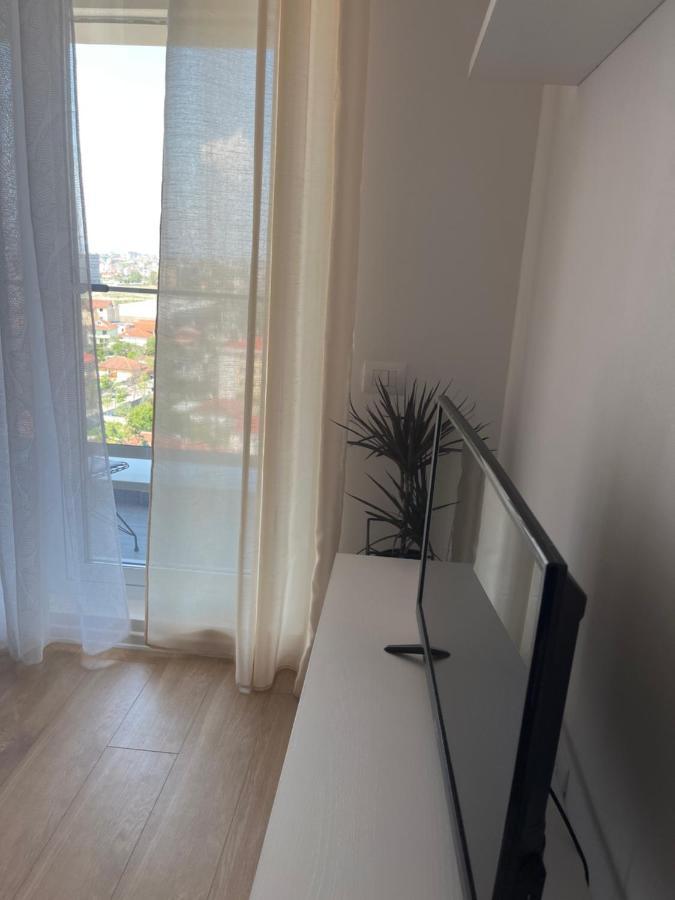 Comfy Nest Apartment- Free Parking Tiranë Ngoại thất bức ảnh