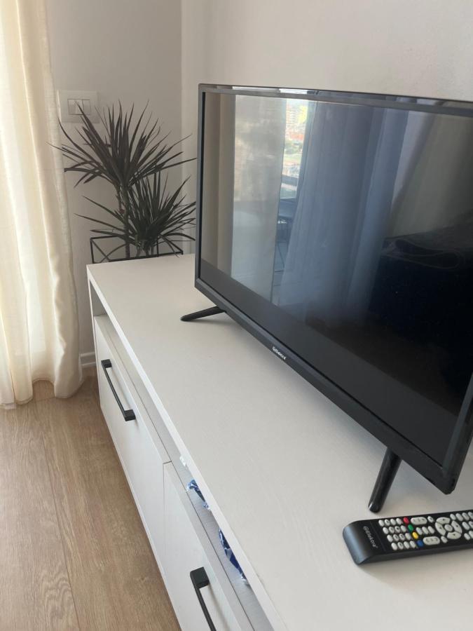 Comfy Nest Apartment- Free Parking Tiranë Ngoại thất bức ảnh