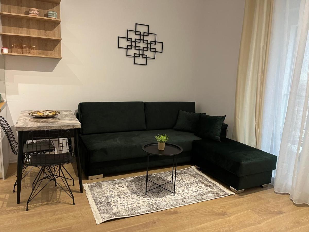 Comfy Nest Apartment- Free Parking Tiranë Ngoại thất bức ảnh
